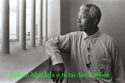 4robben_island_mandela.jpg